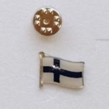 Suomen lippu pinssi