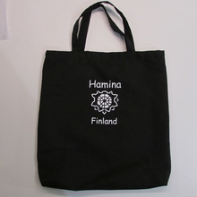 Hamina apukassi musta