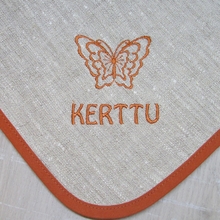 Perhonen-laudeliina yhdelle pepulle